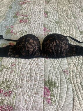 Victoria's Secret Black Lace Strapless Push-Up Bra